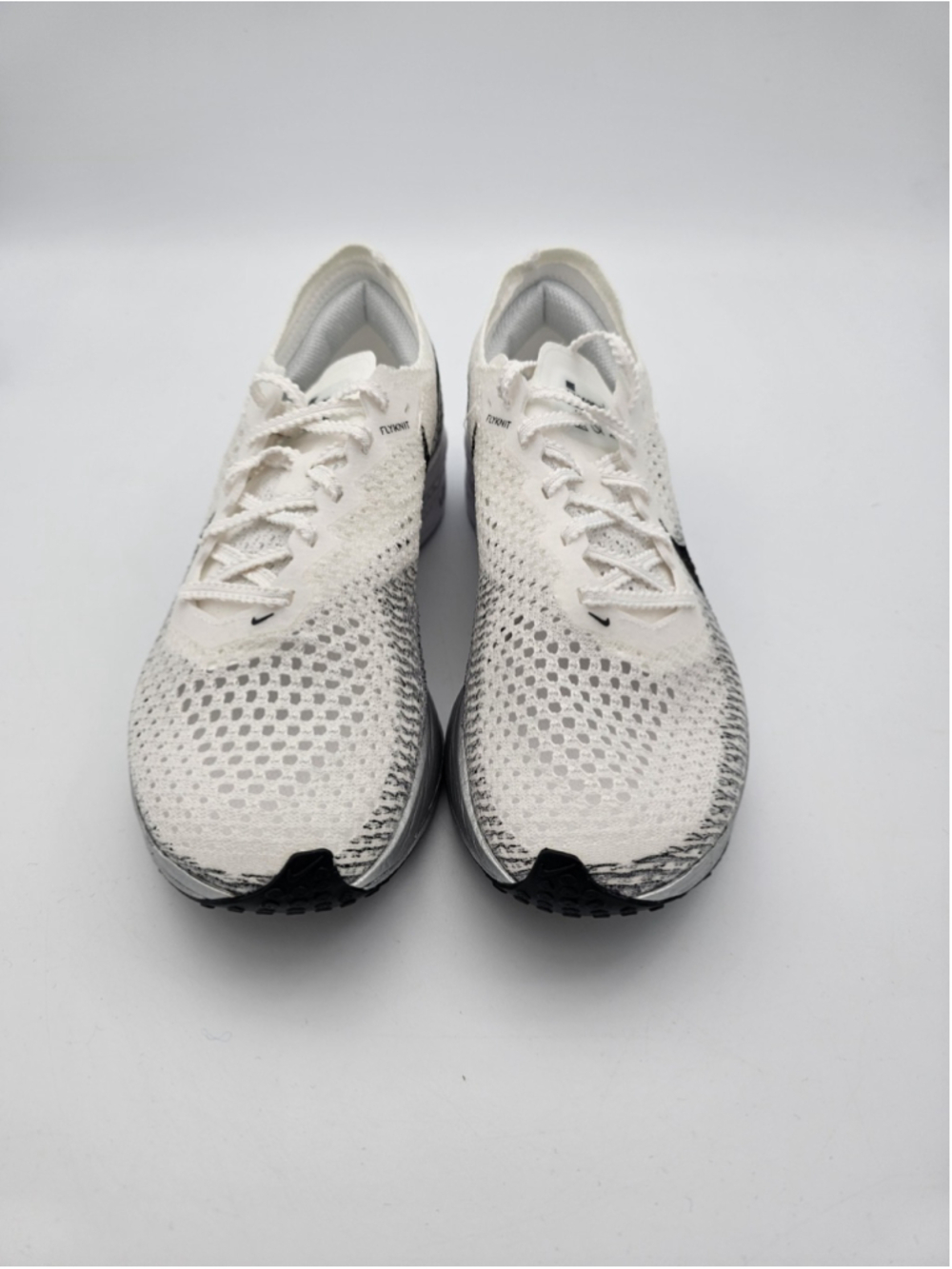 Size 5.5 - Nike ZoomX VaporFly Next% 3 White Particle Grey W - Picture 2 of 5